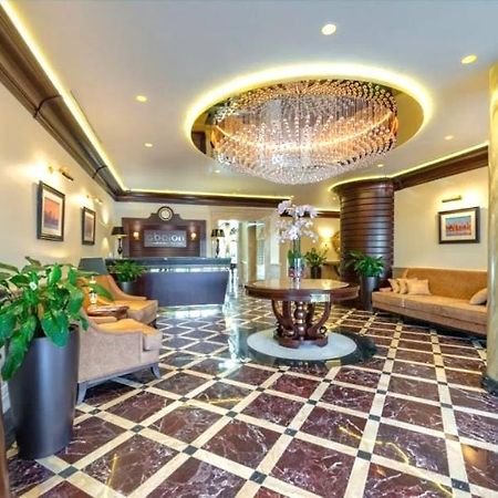 1 Room 60M2 Center Of Obolon Near River Side. 11 Floor 基輔 外观 照片