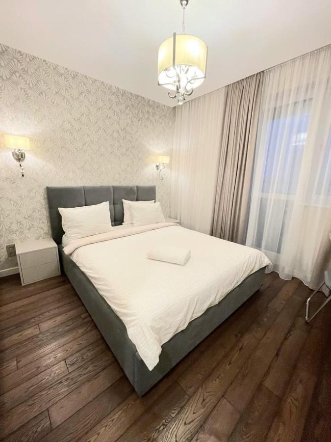1 Room 60M2 Center Of Obolon Near River Side. 11 Floor 基輔 外观 照片